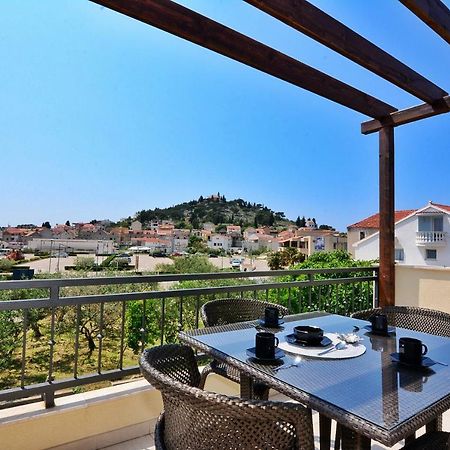 Apartment Nadoveza Tribunj  Ngoại thất bức ảnh