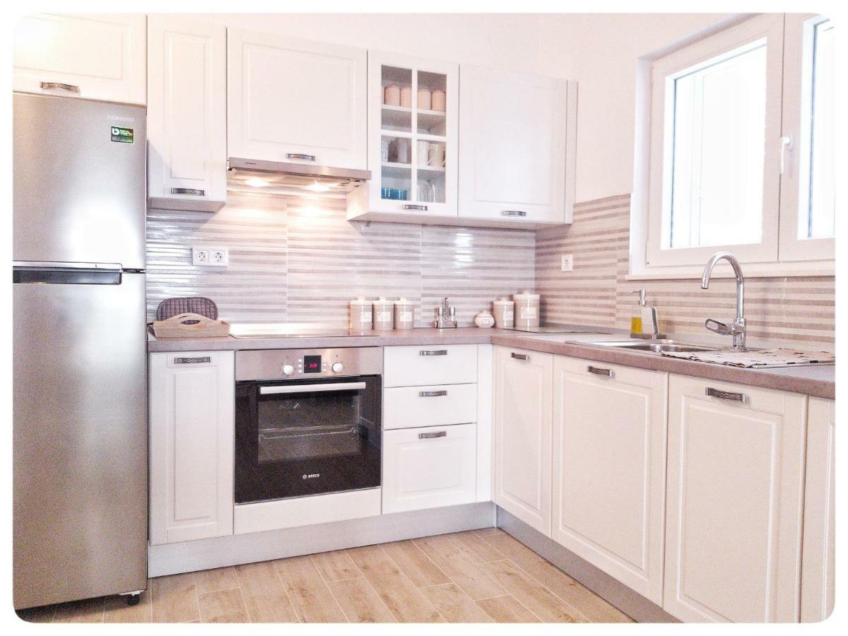Apartment Nadoveza Tribunj  Ngoại thất bức ảnh
