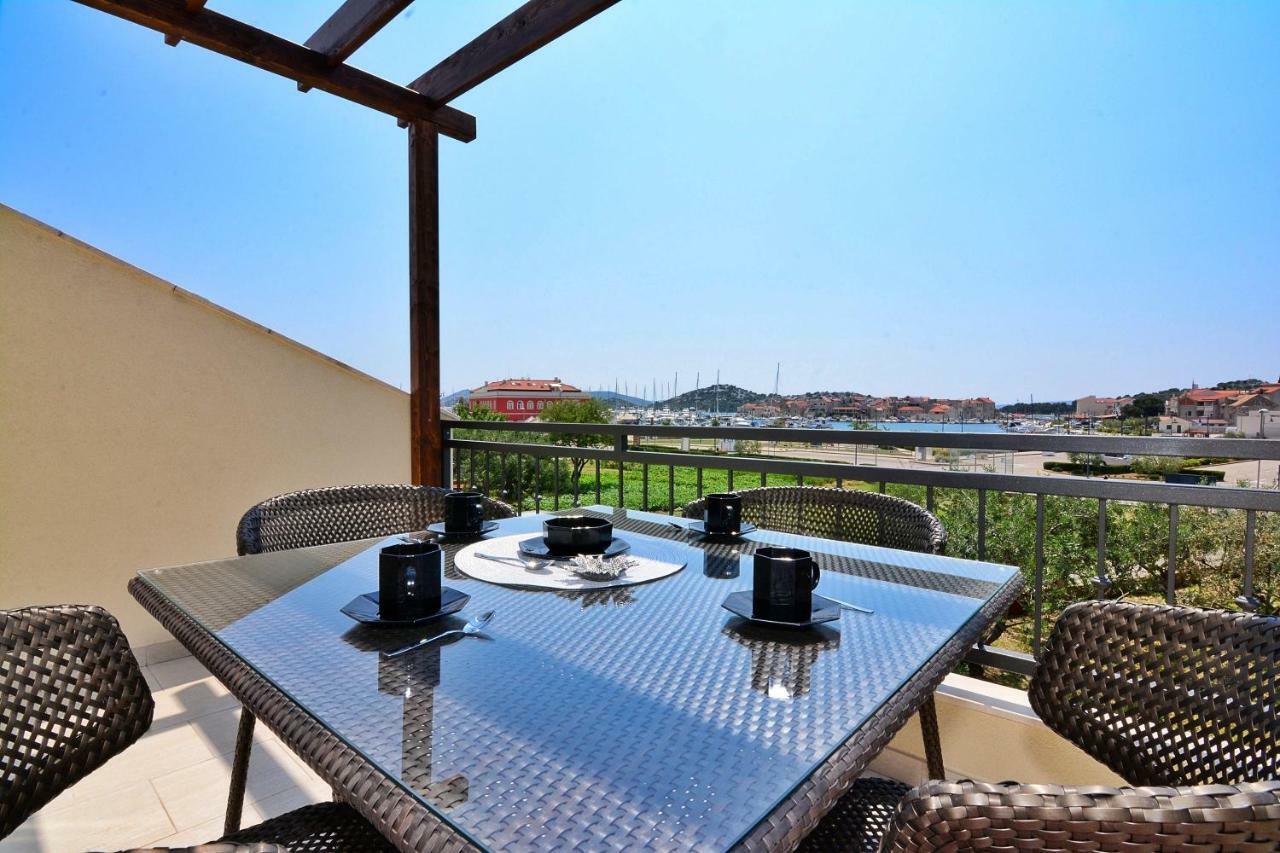 Apartment Nadoveza Tribunj  Ngoại thất bức ảnh