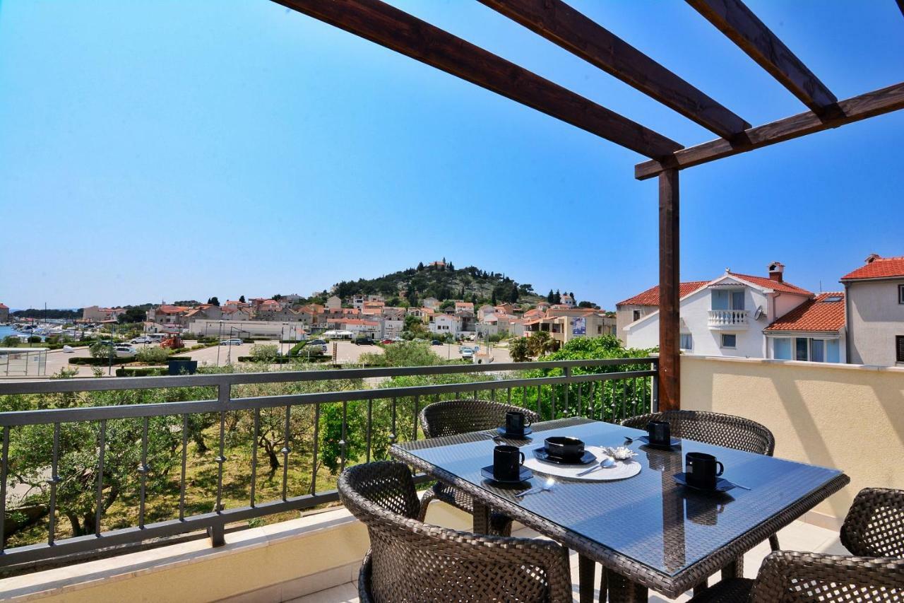 Apartment Nadoveza Tribunj  Ngoại thất bức ảnh