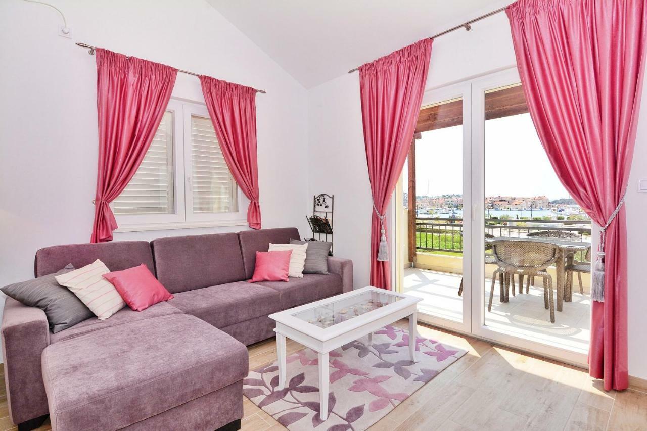 Apartment Nadoveza Tribunj  Ngoại thất bức ảnh